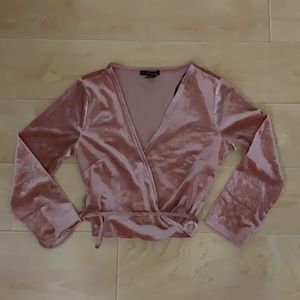 FOREVER 21 WRAP TOP SIZE S